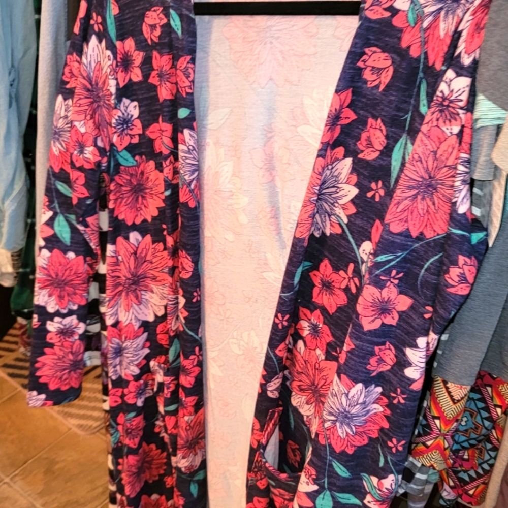 LulaRoe Sarah